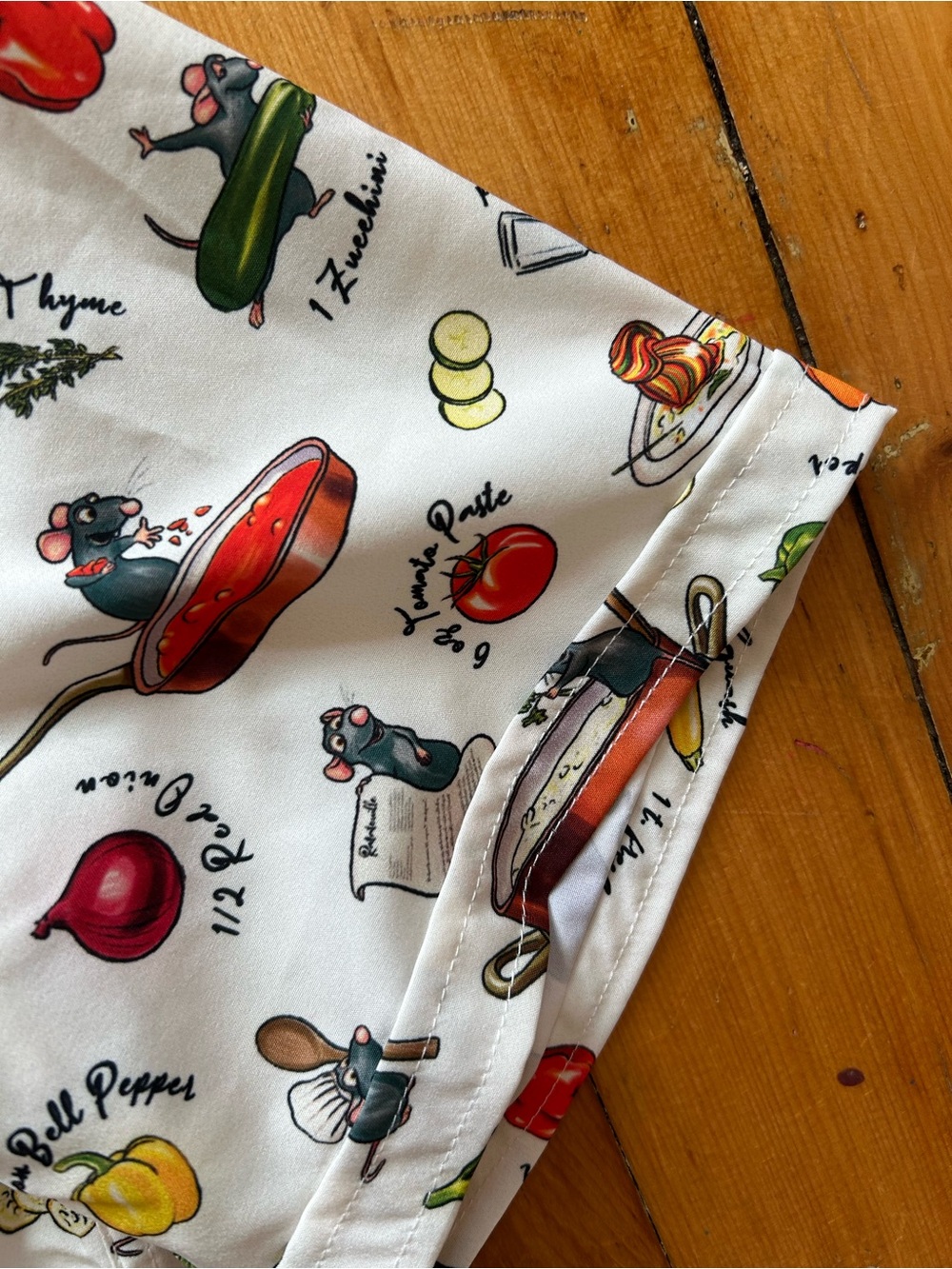 NWT RSVLTS Mens Disney And Pixar Ratatouille Bon Rat-Pétit Shirt White large - Picture 3 of 7